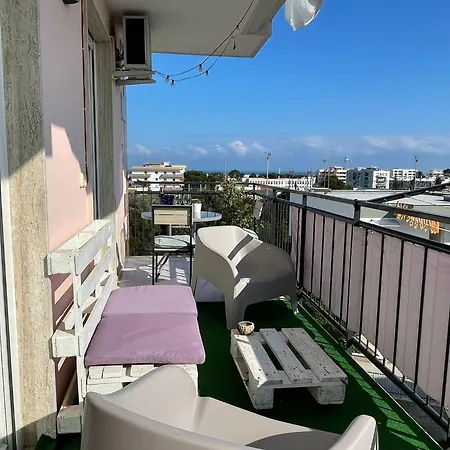 Wanderlust House Pensjonat Bari