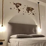 Wanderlust House Bari