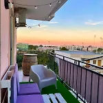 Wanderlust House 3*