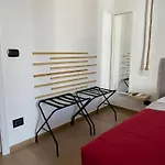Wanderlust House ゲストハウス 3*