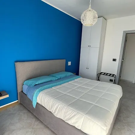 Wanderlust House Bari