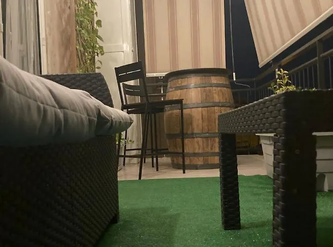 Wanderlust House 3*